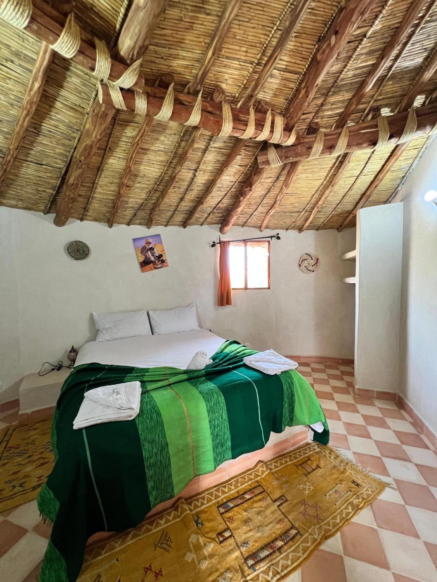 Les Jardins D Amizmiz 6 Piscines Bed & Breakfast Wawizelte Екстериор снимка