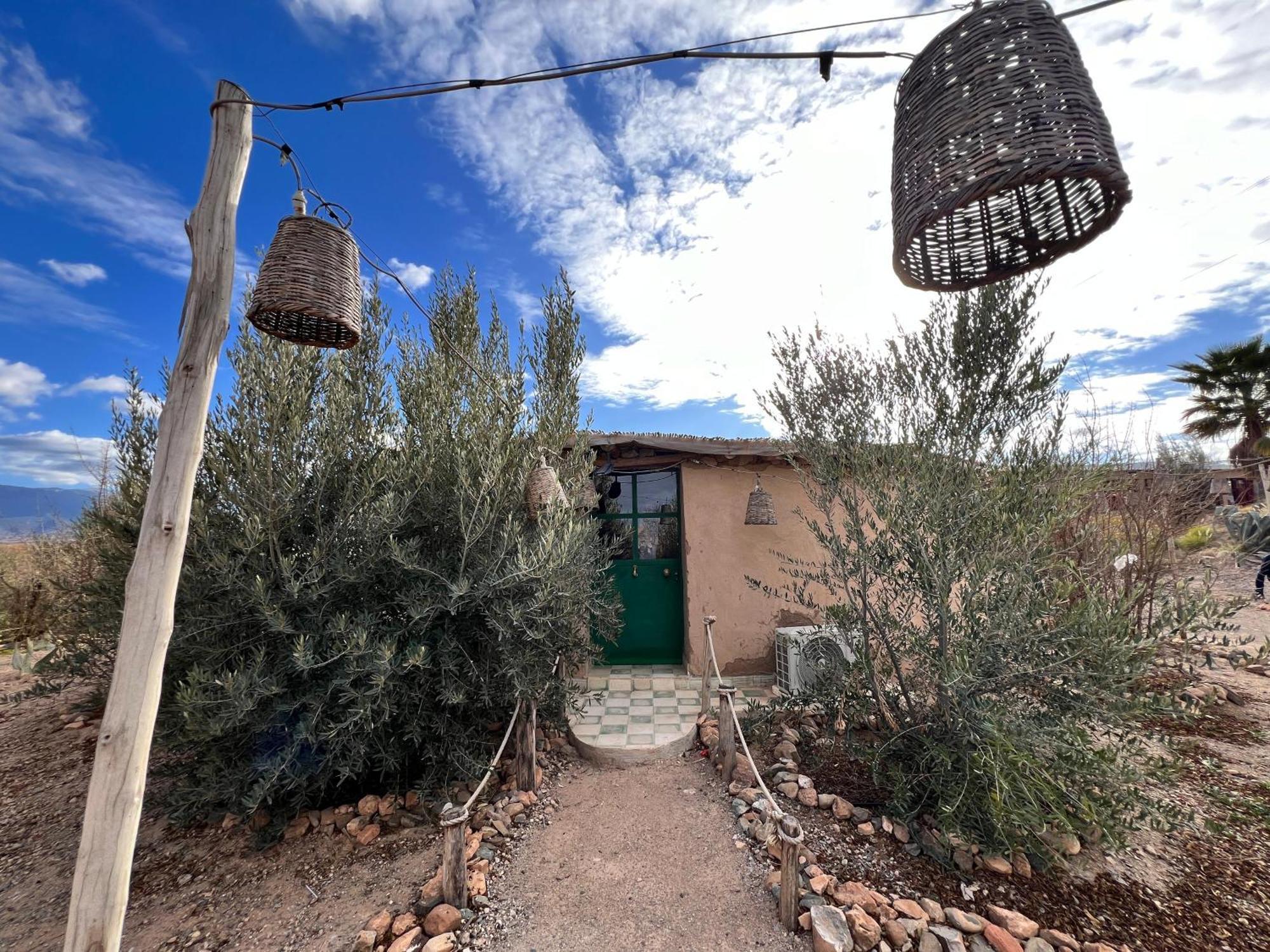 Les Jardins D Amizmiz 6 Piscines Bed & Breakfast Wawizelte Екстериор снимка
