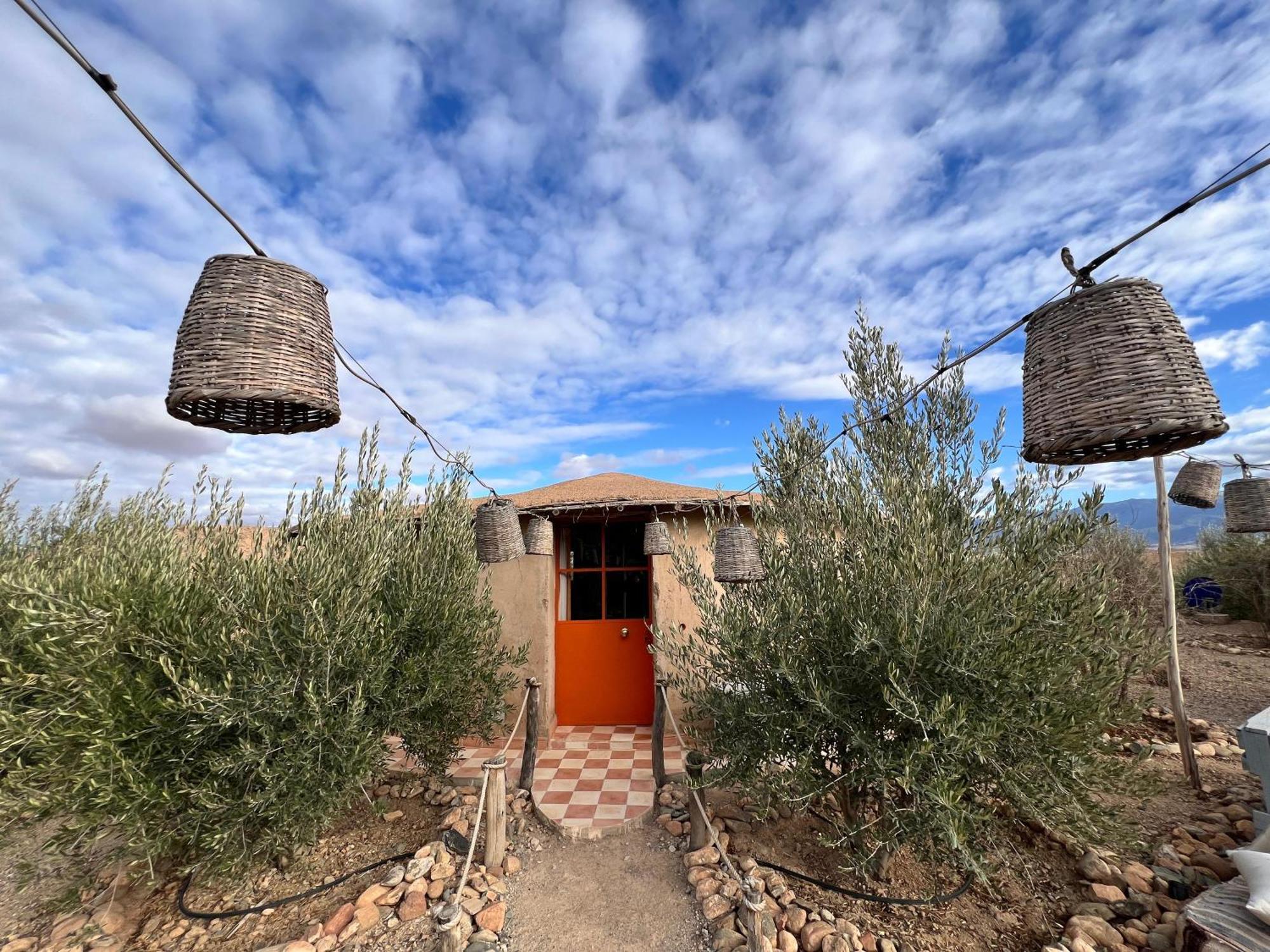 Les Jardins D Amizmiz 6 Piscines Bed & Breakfast Wawizelte Екстериор снимка