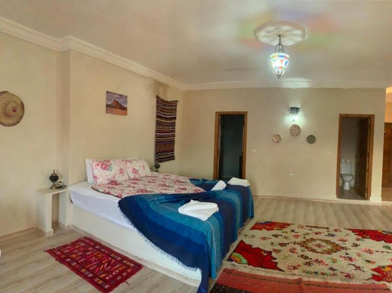 Les Jardins D Amizmiz 6 Piscines Bed & Breakfast Wawizelte Екстериор снимка